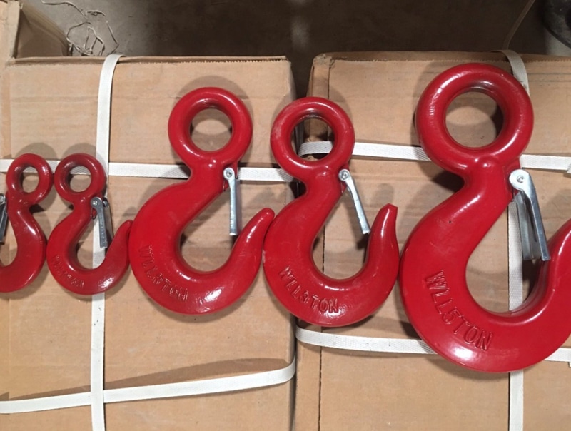 Móc cẩu lưỡi gà