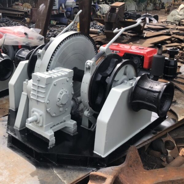 Tời Xích Máy Nổ